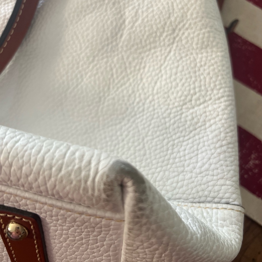 Dooney & Bourke White and Tan Tote - Picture 5 of 7